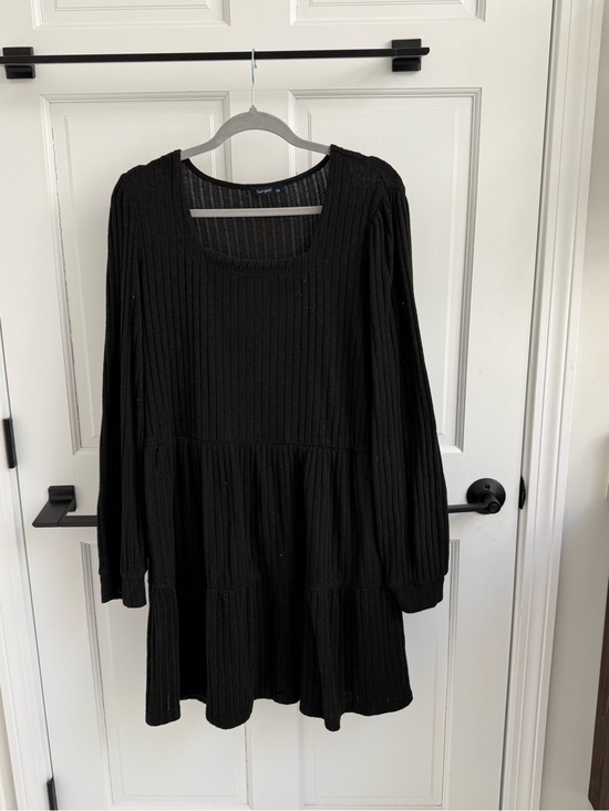 Sampeel Dresses & Skirts - Black Ribbed Long-Sleeve Tiered Dress